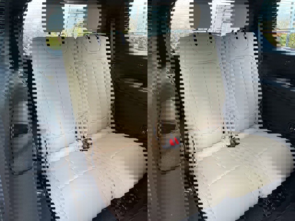 New 2026 Jeep Grand Cherokee L Limited image 26