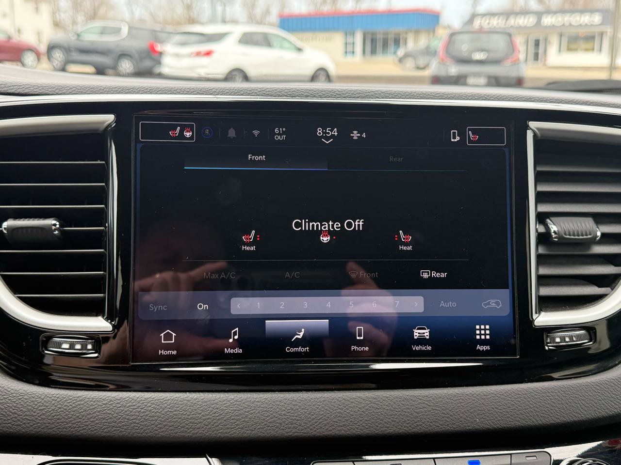 Used 2025 Chrysler Pacifica Select image 20