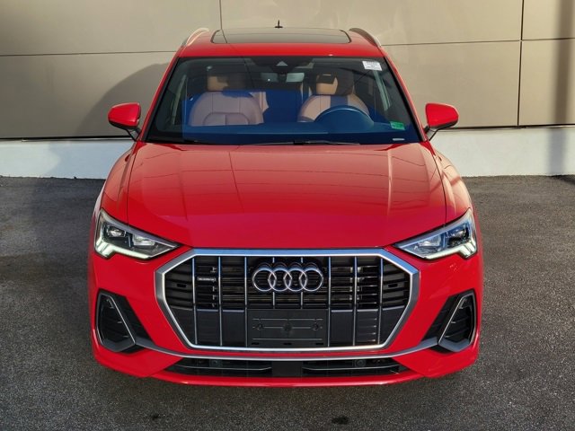 Used 2024 Audi Q3 2.0T Premium image 12