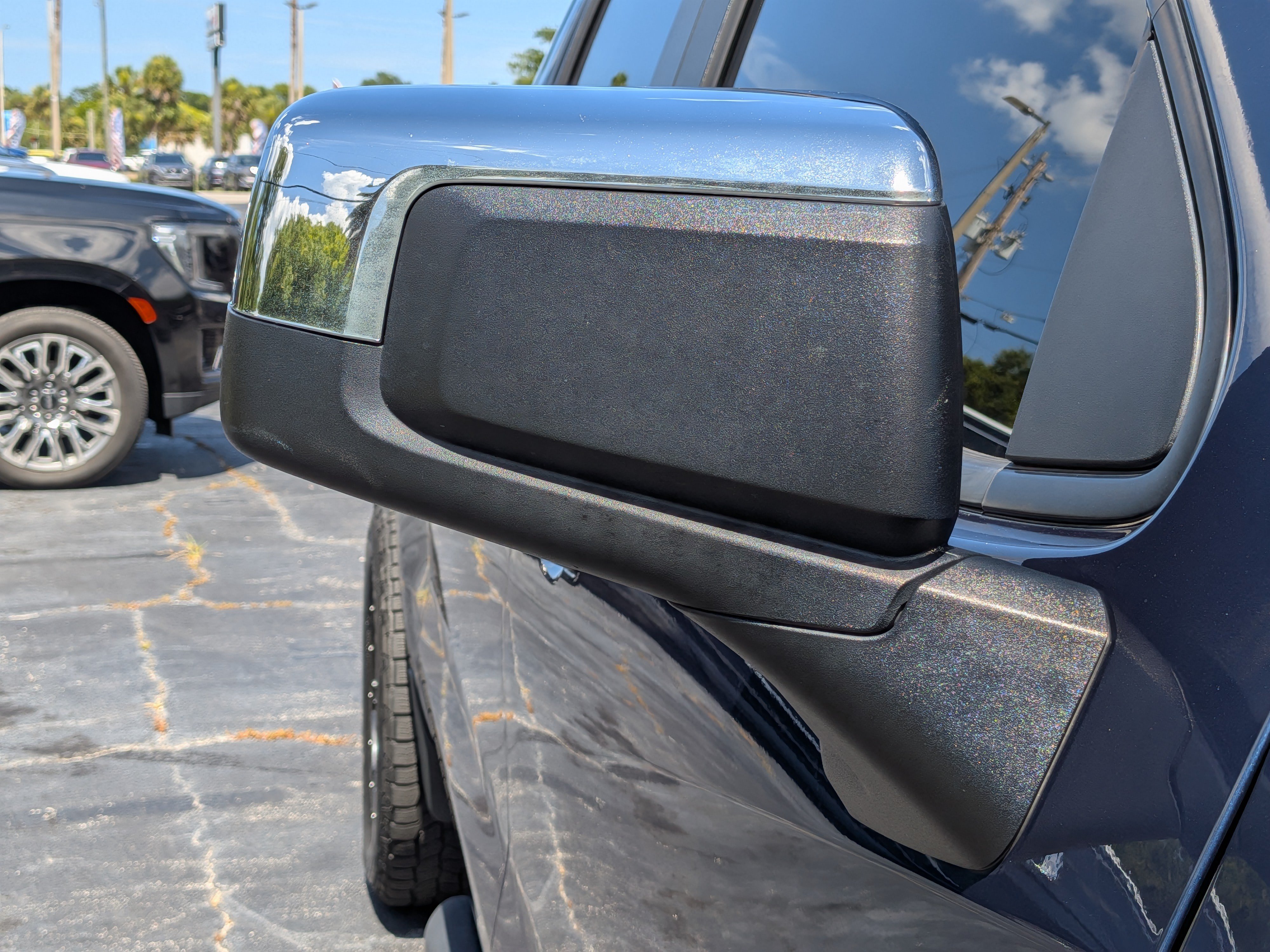 Certified 2019 Chevrolet Silverado 1500 LT w/ All-Star Edition AWD/4WD image 11