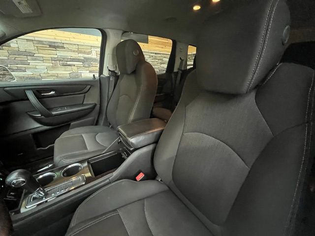 Used 2017 Chevrolet Traverse LT AWD/4WD image 12