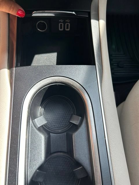 Used 2017 Lincoln MKC Reserve w/ Lincoln MKC Climate Package FWD image 15