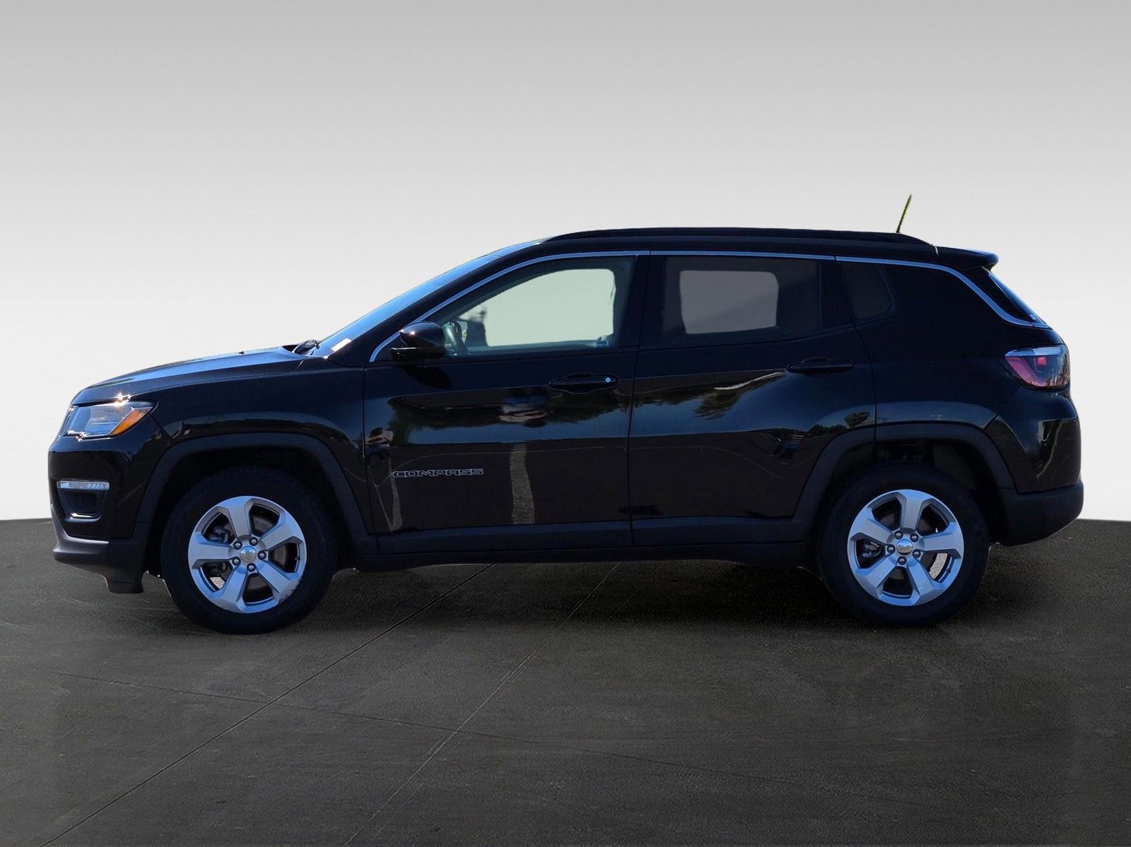 Used 2020 Jeep Compass Latitude w/ Popular Equipment Group image 7