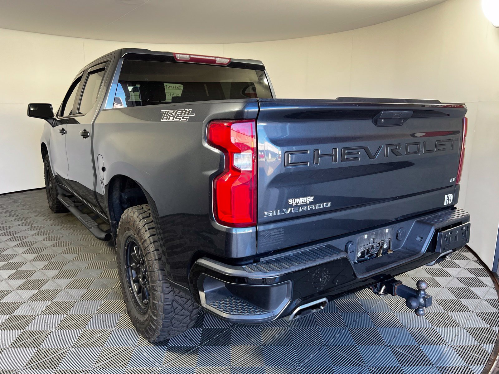 Used 2021 Chevrolet Silverado 1500 LT Trail Boss AWD/4WD image 7