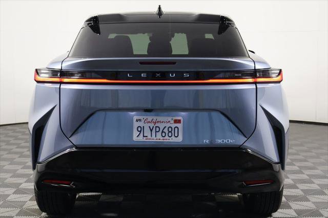 Certified 2024 Lexus RZ 300e Premium w/ Accessory Package (Z1) image 5