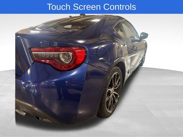 Used 2017 Toyota 86 image 8