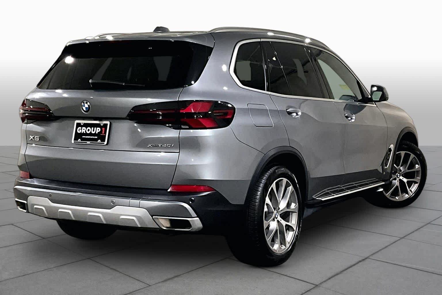 Certified 2026 BMW X5 xDrive40i AWD/4WD image 12