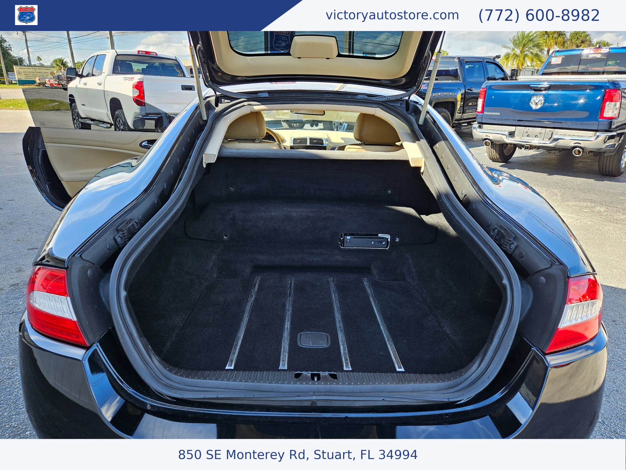 Used 2012 Jaguar XK Coupe image 35