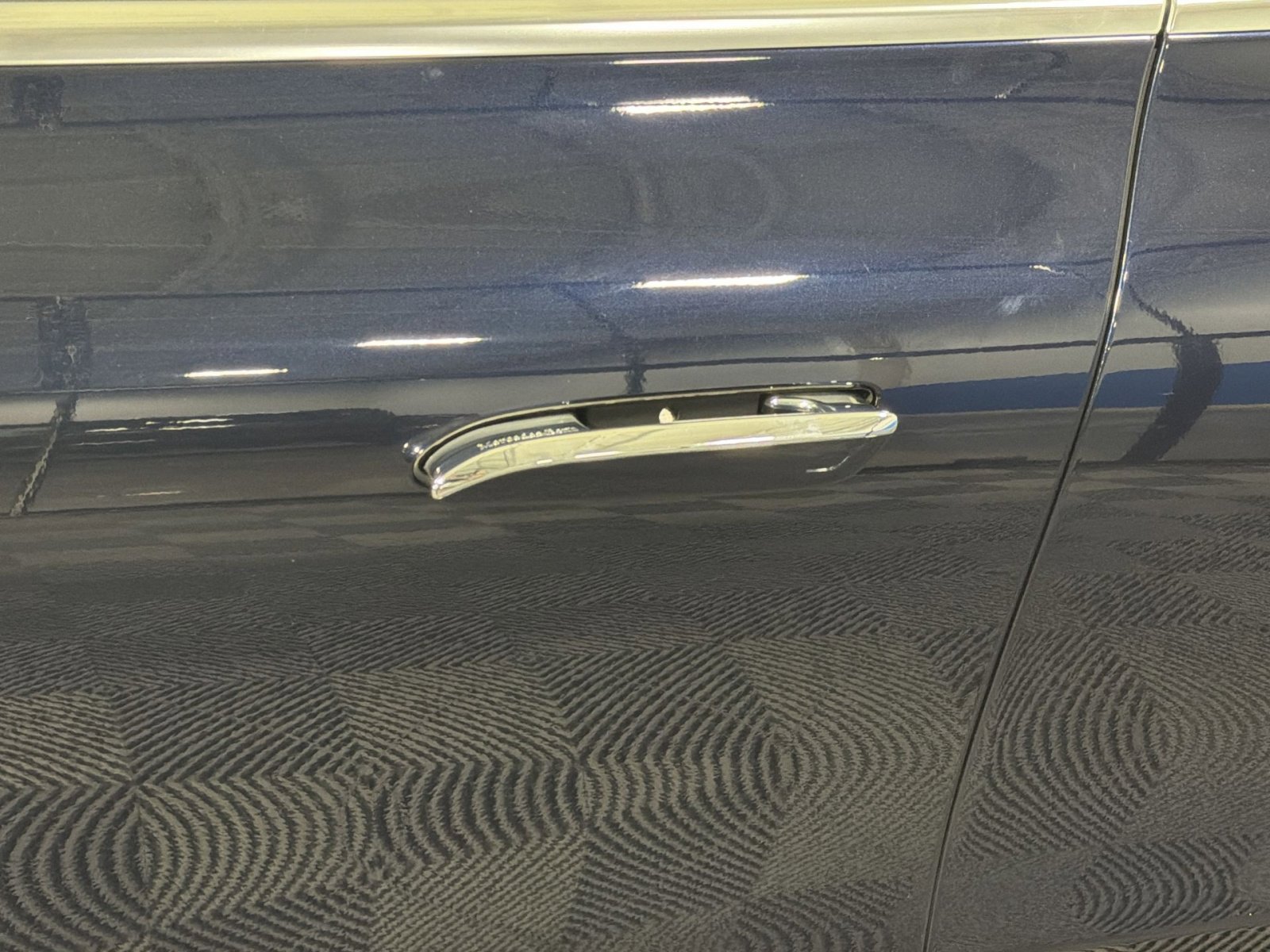 Used 2022 Mercedes-Benz EQS 580 4MATIC Sedan image 16