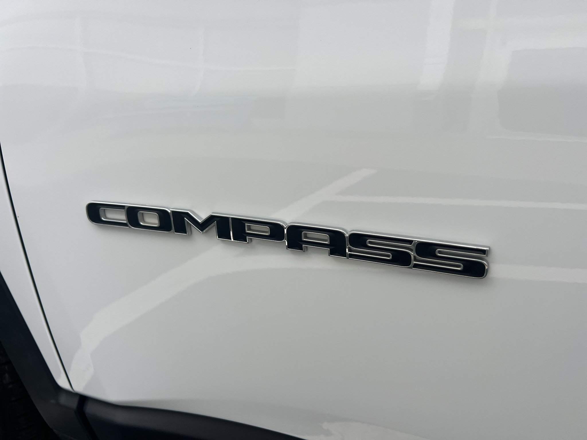 Used 2022 Jeep Compass Latitude FWD image 20