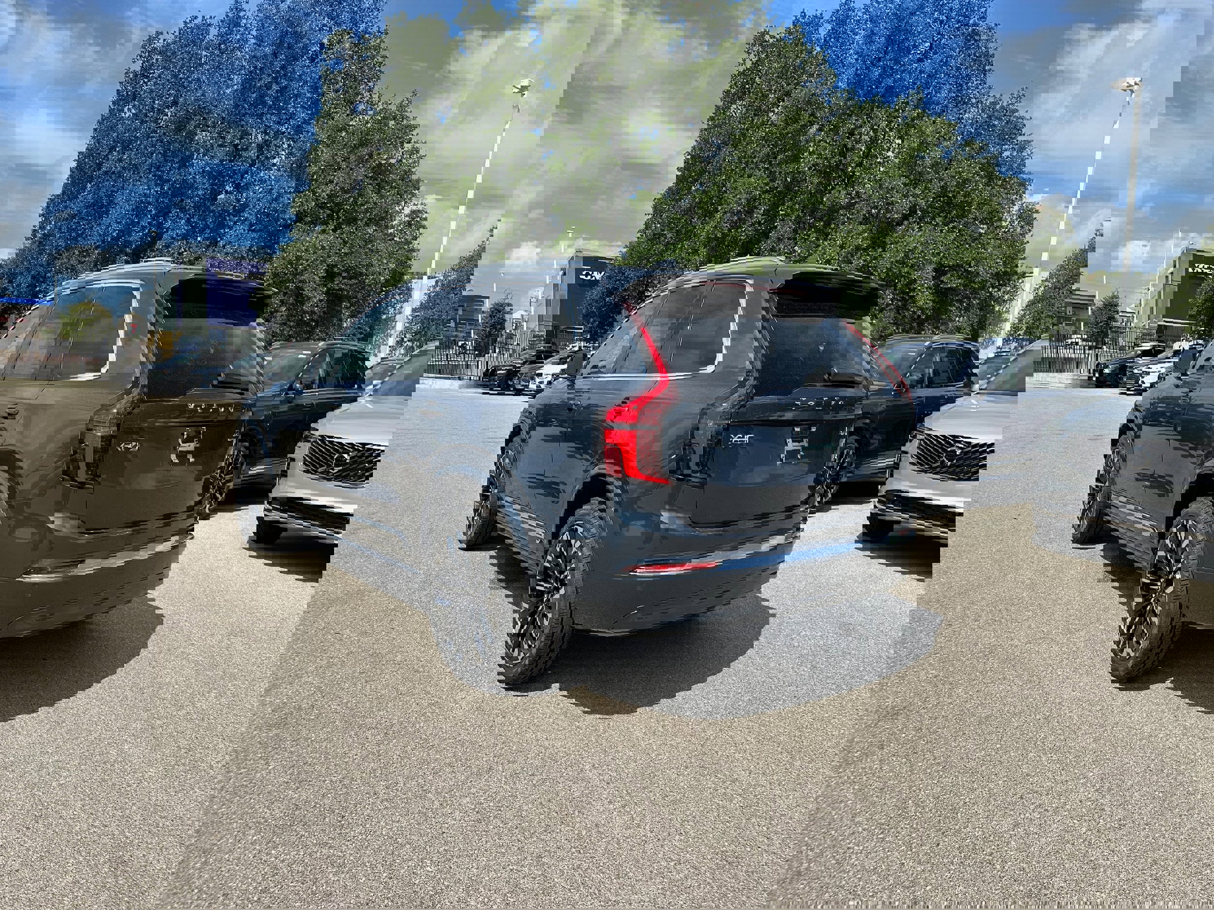 New 2026 Volvo XC90 B6 Core image 4