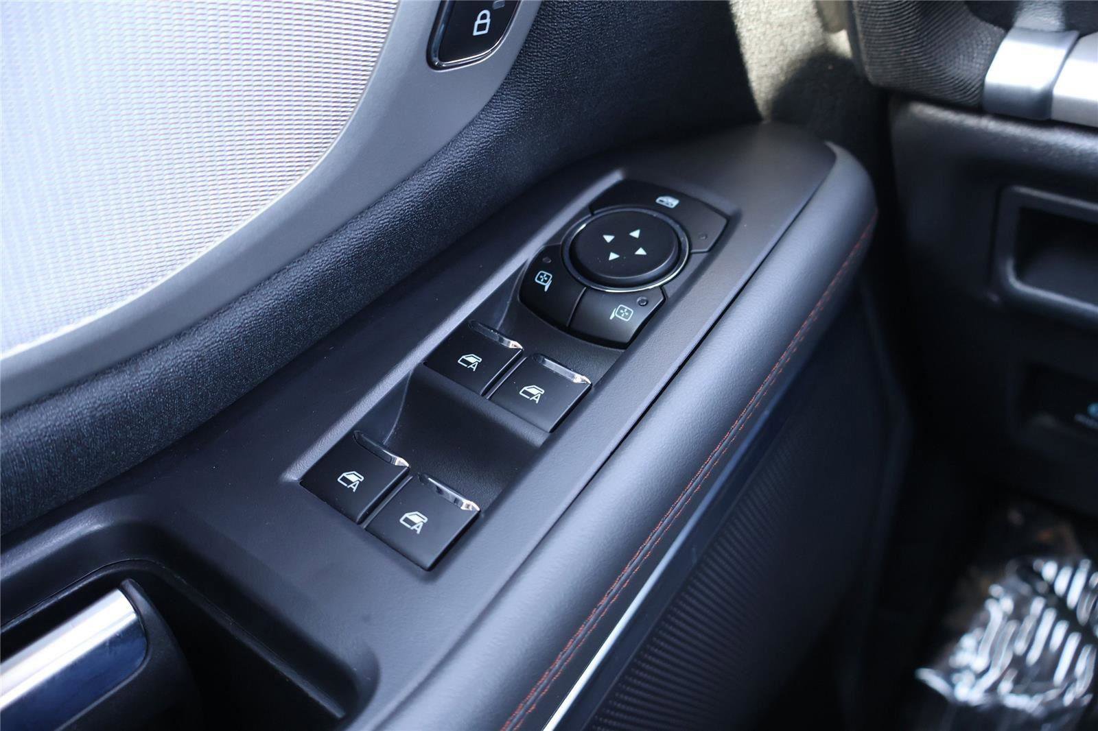 Certified 2025 Ford Expedition Active image 17