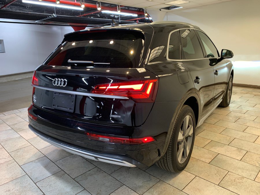Used 2023 Audi Q5 2.0T Premium w/ Convenience Package AWD/4WD image 8