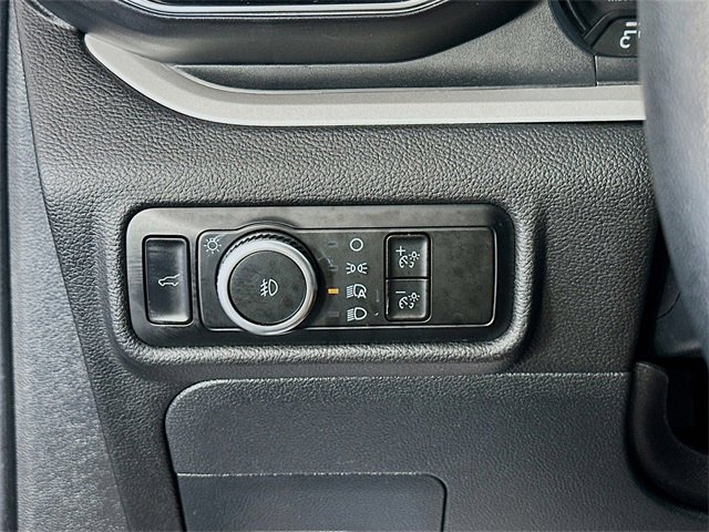 Used 2024 Ford Explorer XLT w/ Equipment Group 202A image 10