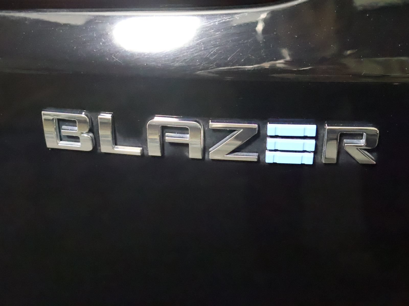 Used 2024 Chevrolet Blazer EV LT AWD/4WD image 16