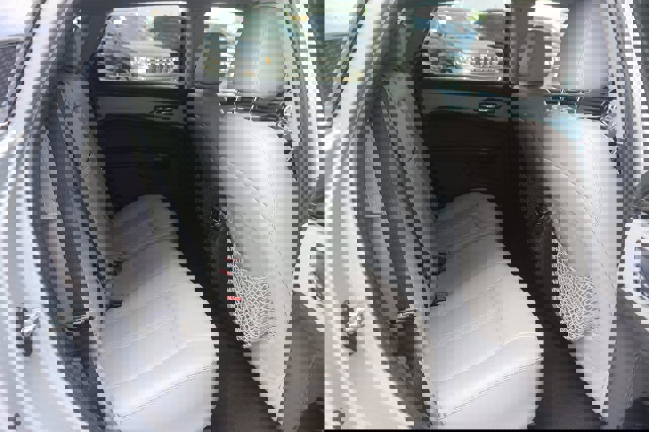 Used 2016 Cadillac SRX Premium image 17