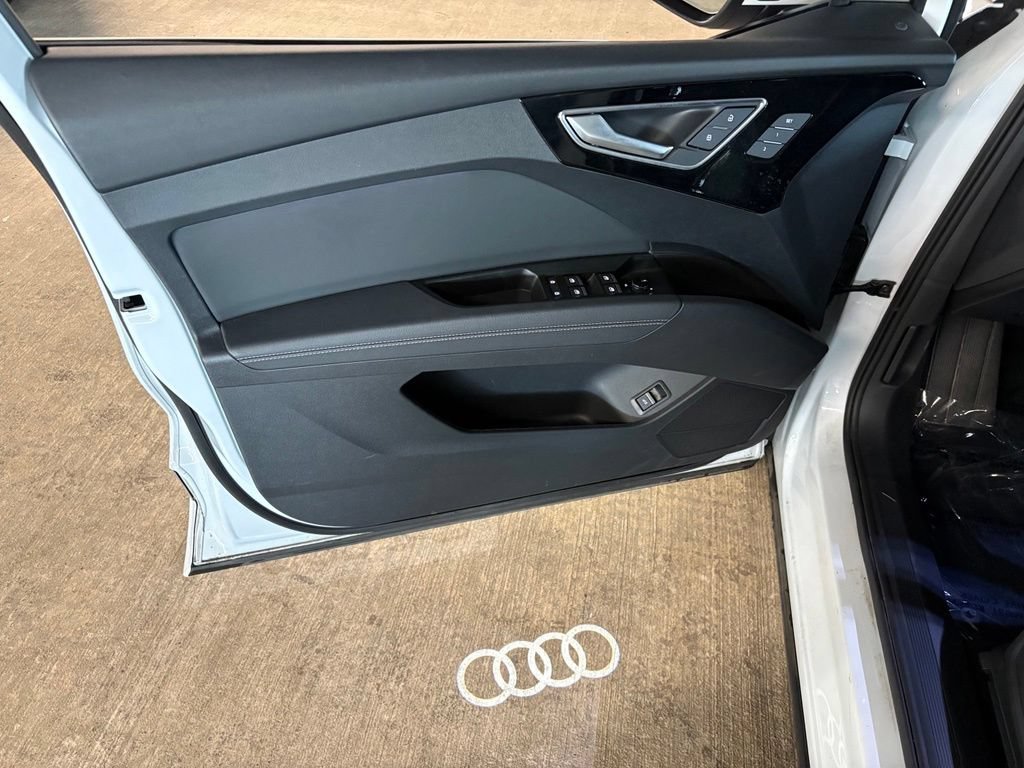 Used 2023 Audi Q4 e-tron Prestige w/ 20" Wheel Package AWD/4WD image 19