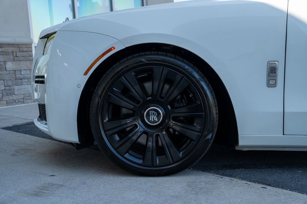 Used 2022 Rolls-Royce Ghost AWD/4WD image 9
