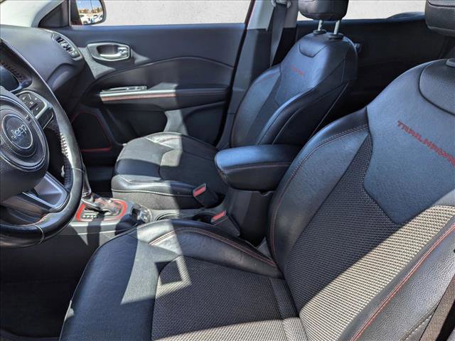 Used 2020 Jeep Compass Trailhawk AWD/4WD image 14
