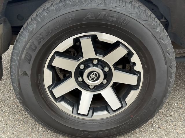 Certified 2023 Toyota 4Runner TRD Off-Road image 13