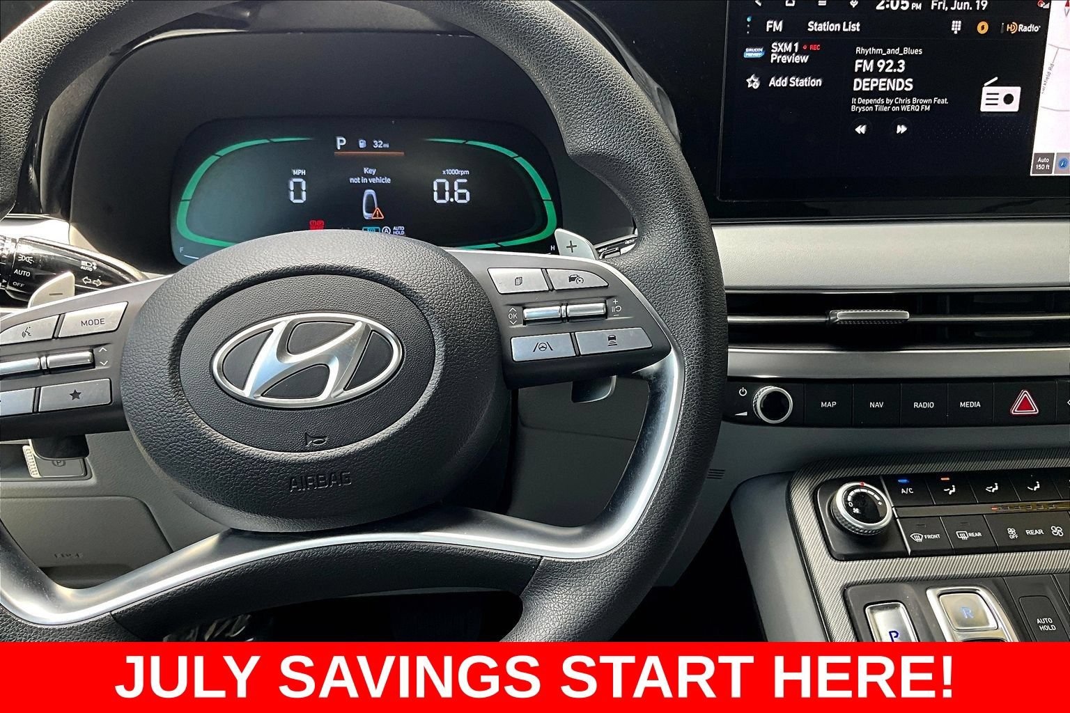 Used 2023 Hyundai Palisade SE AWD/4WD image 16
