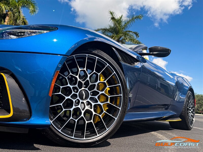 Used 2023 Aston Martin DBS Superleggera Volante RWD image 13
