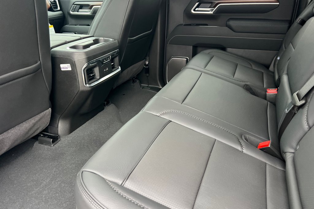 New 2026 GMC Sierra 2500 Denali w/ Denali Reserve Package image 9