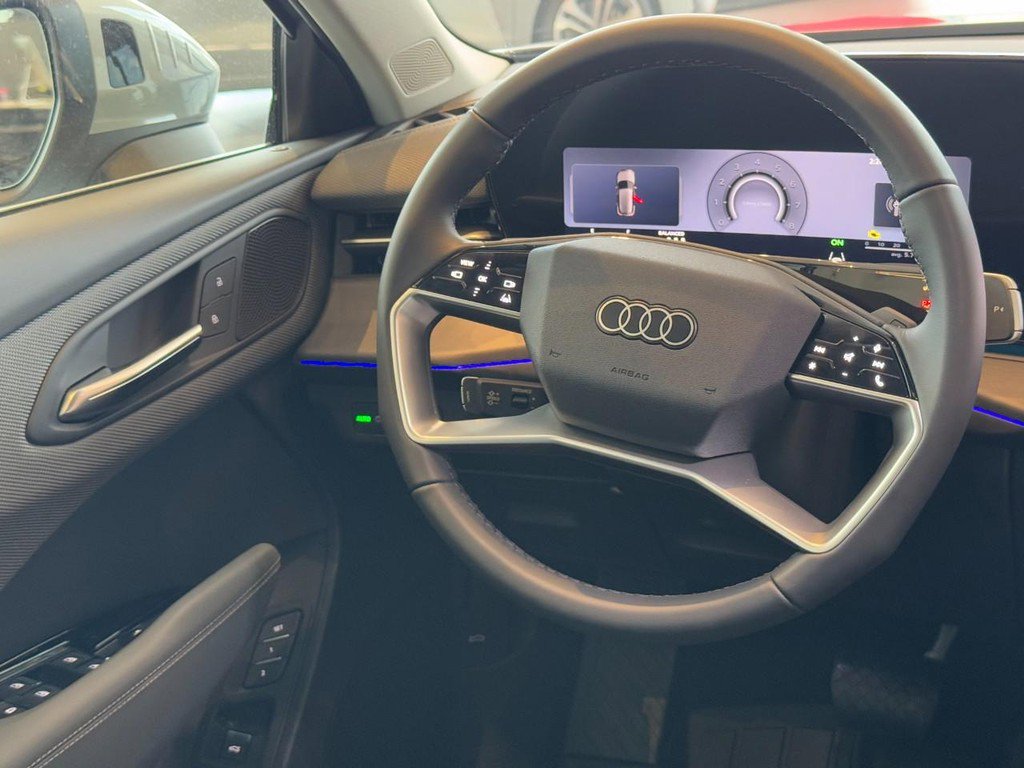 New 2026 Audi Q3 quattro 2.0T image 9