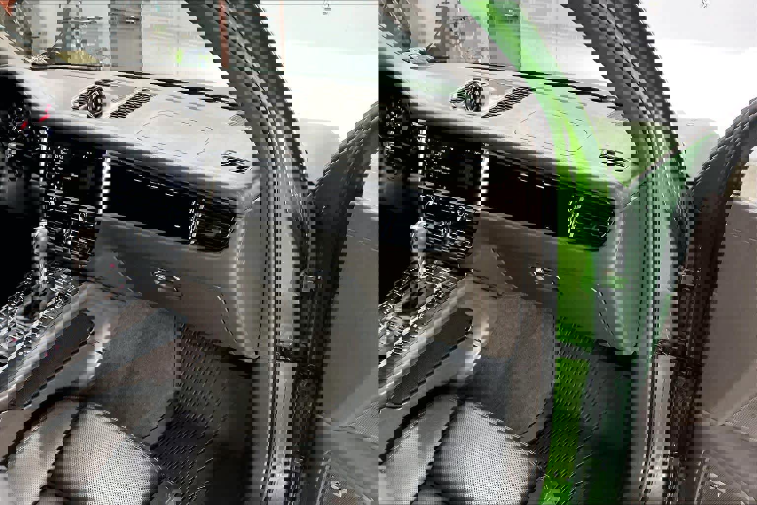 Used 2019 Porsche Macan S image 19