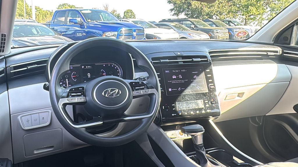 Used 2024 Hyundai Tucson SEL FWD image 12