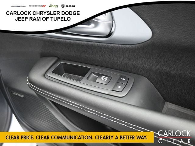 New 2026 Chrysler Pacifica Limited w/ Uconnect Theater Family Group FWD image 45