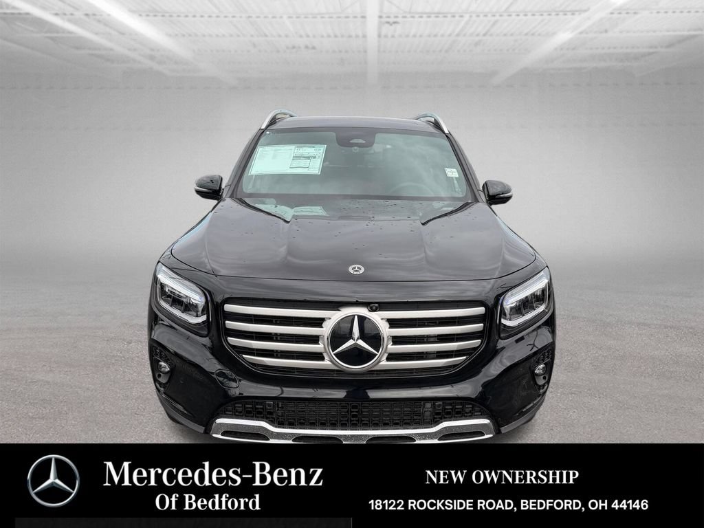 New 2026 Mercedes-Benz GLB 250 4MATIC image 2