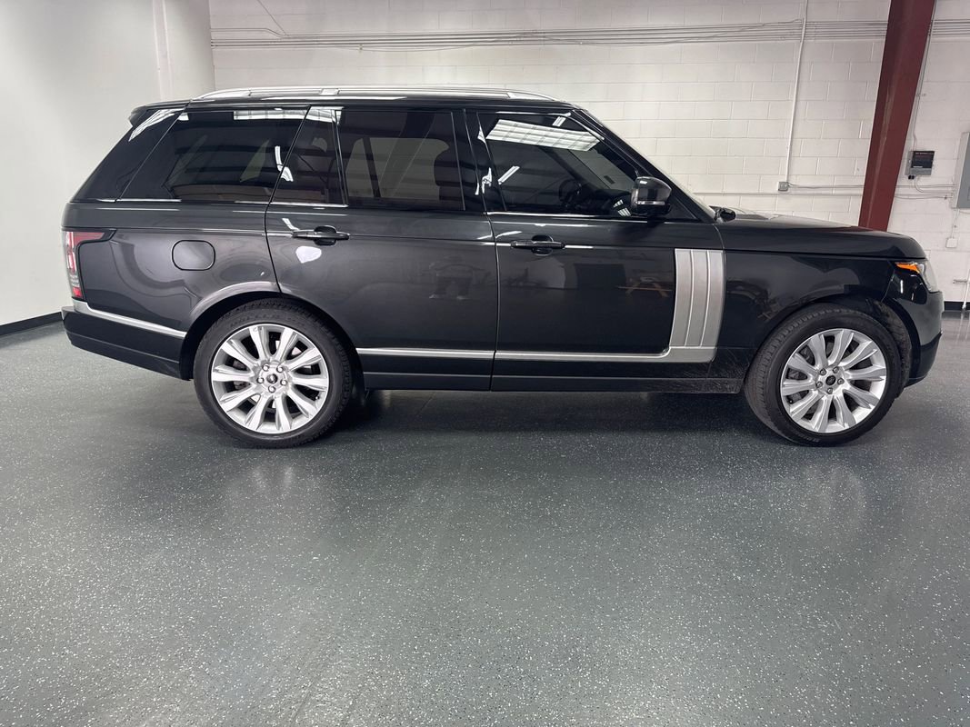 Used 2013 Land Rover Range Rover Supercharged image 3