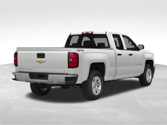 Used 2015 Chevrolet Silverado 1500 W/T RWD image 2