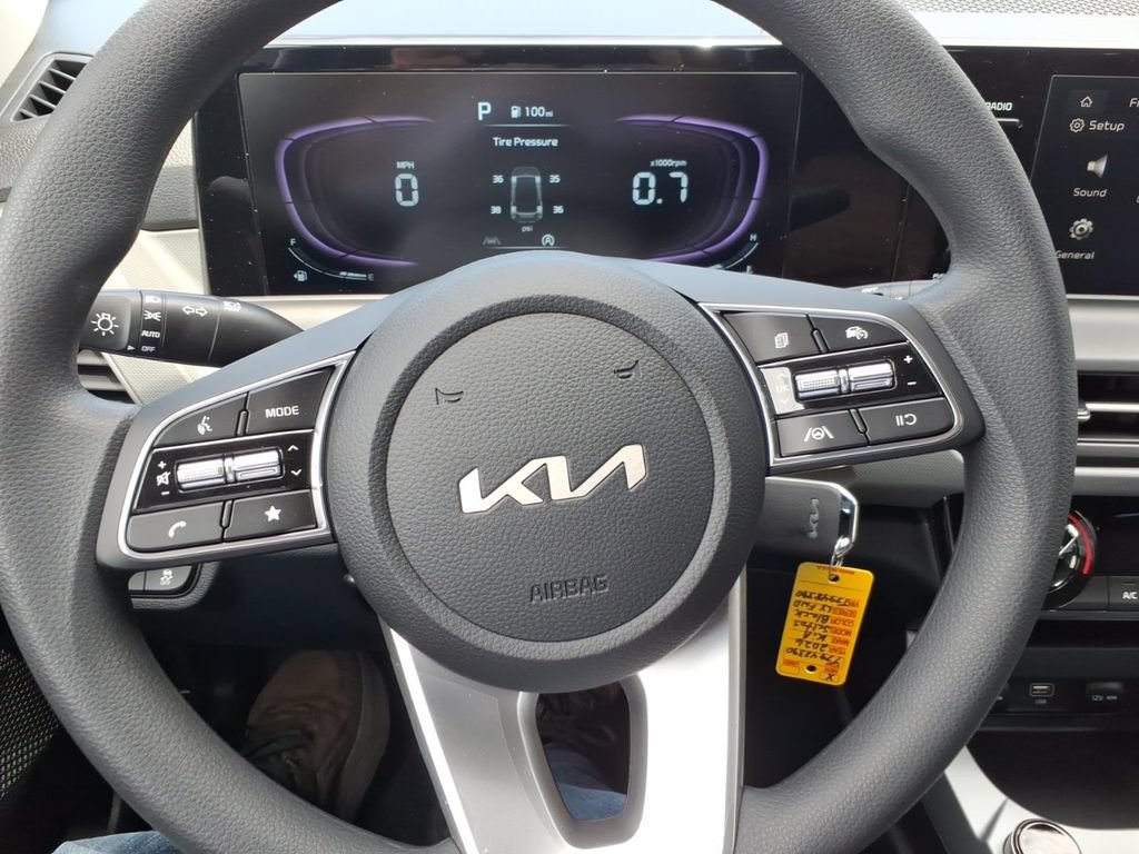 New 2026 Kia Seltos LX FWD image 22