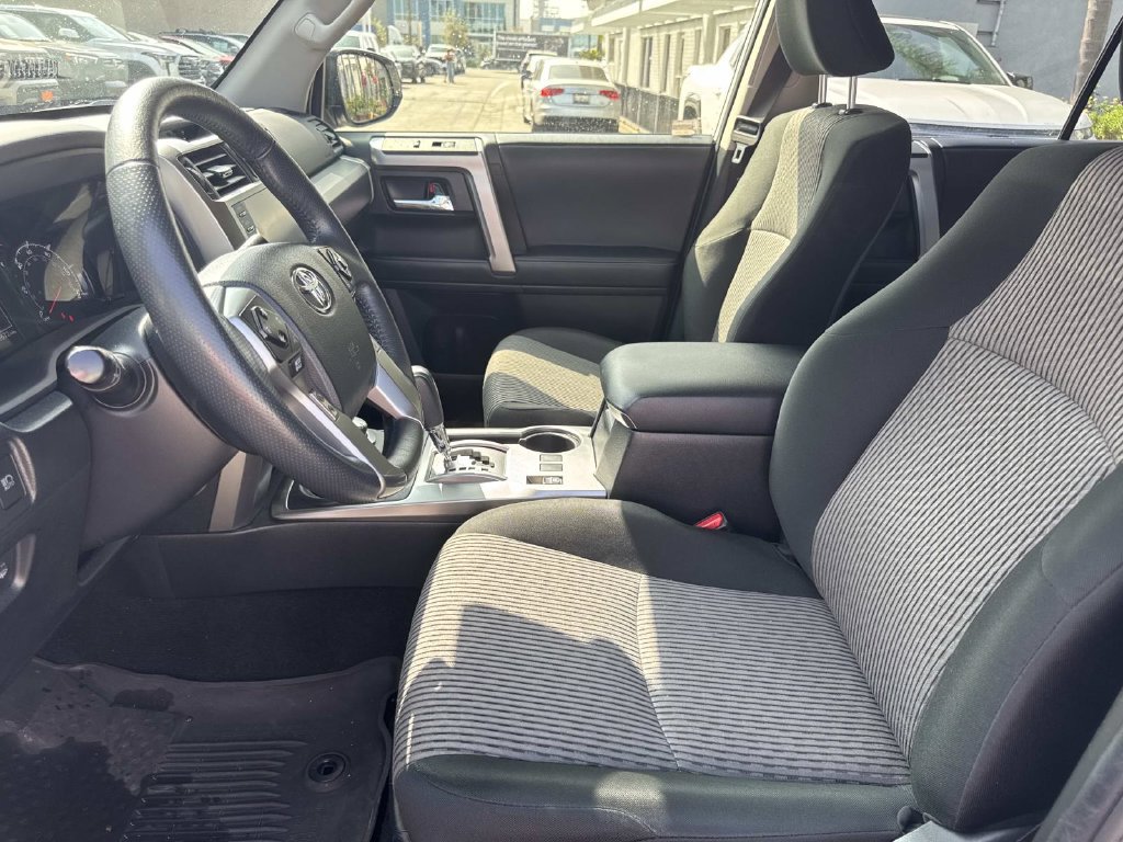 Used 2024 Toyota 4Runner SR5 AWD/4WD image 18