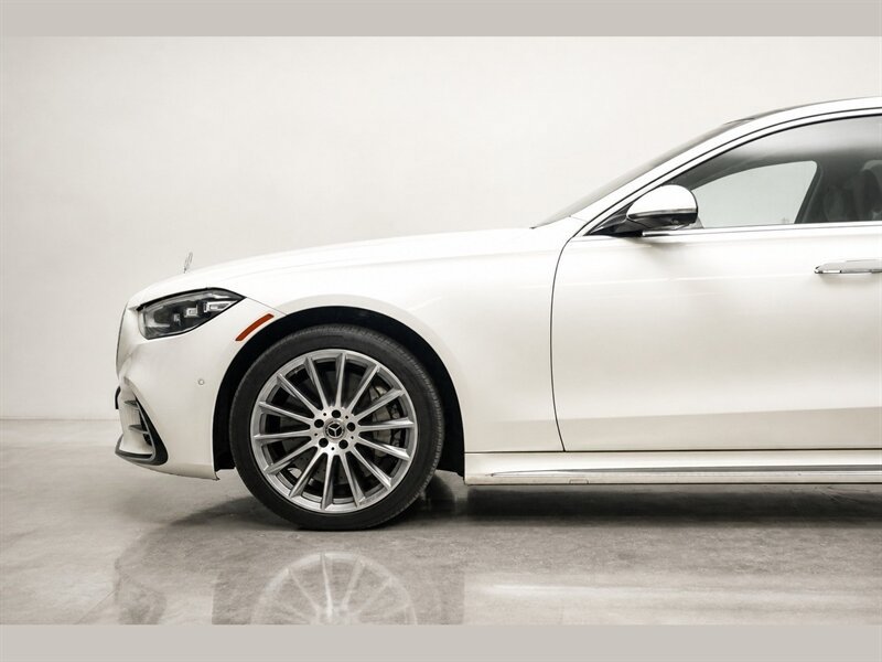 Used 2023 Mercedes-Benz S 500 4MATIC image 10