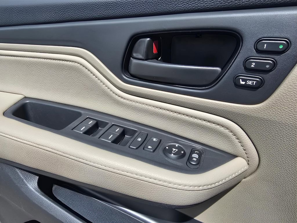 Used 2019 Honda Odyssey Touring image 17