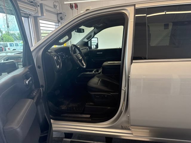 Used 2023 GMC Sierra 3500 SLT w/ SLT Convenience Package AWD/4WD image 6