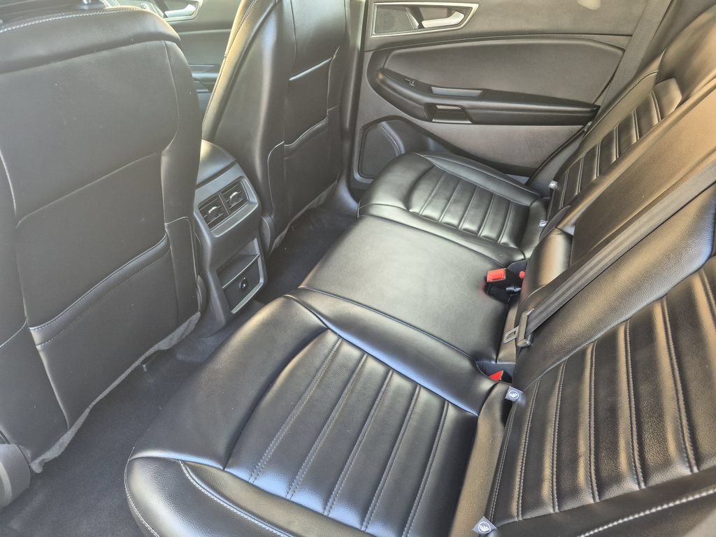 Used 2023 Ford Edge SEL AWD/4WD image 13