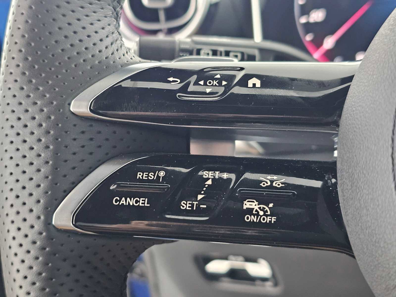 Used 2026 Mercedes-Benz GLC 300 4MATIC image 28