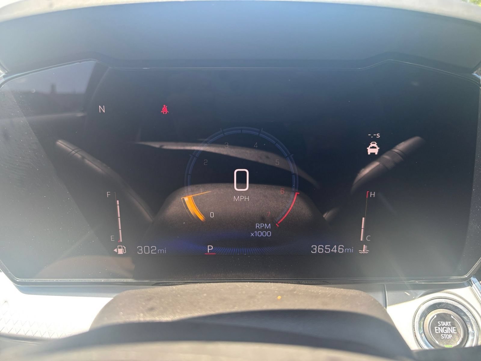 Used 2025 Chevrolet Trax LT FWD image 37