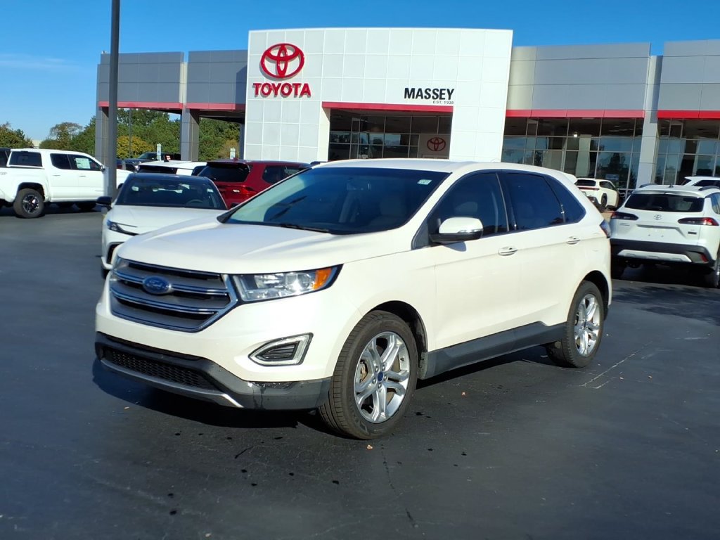 Used 2018 Ford Edge Titanium w/ Technology Package FWD image 7