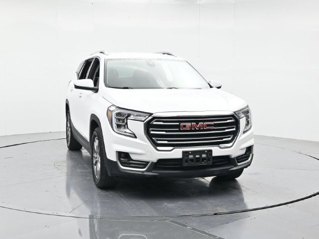Used 2024 GMC Terrain SLT AWD/4WD image 4