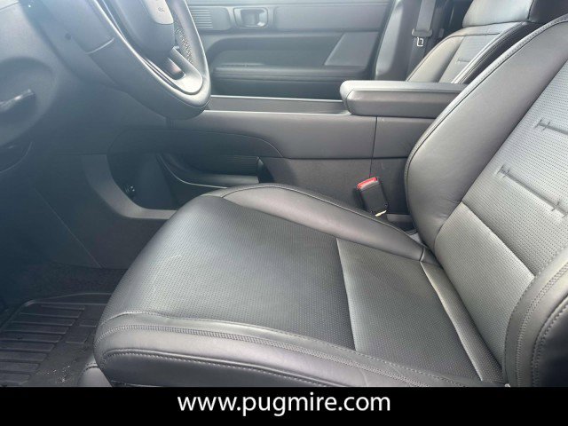 Used 2025 Hyundai Santa Fe Calligraphy image 9