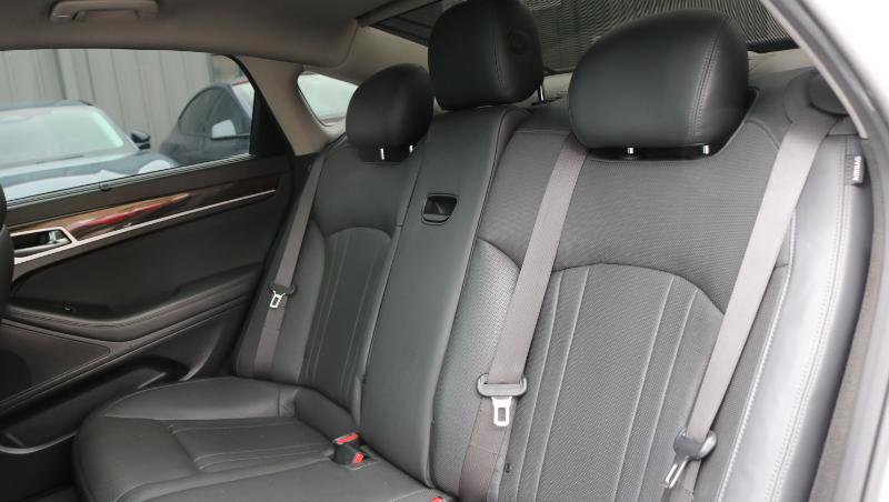 Used 2016 Hyundai Genesis 3.8 w/ Option Group 02 image 13