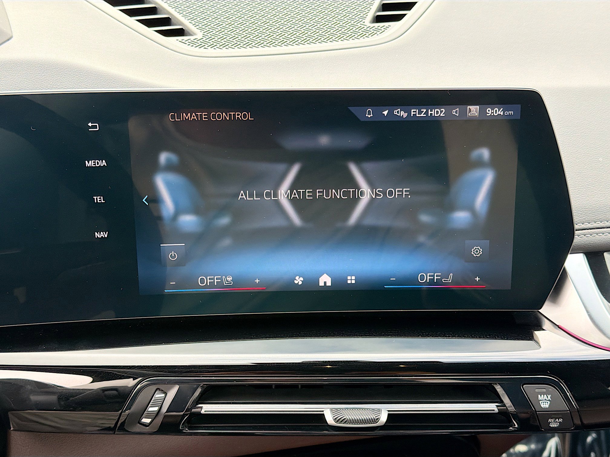 Used 2025 BMW X1 xDrive28i w/ Technology Package image 34