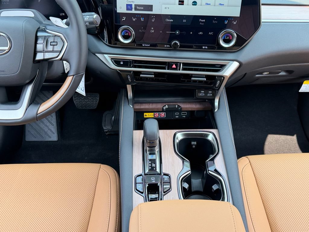 New 2026 Lexus RX 450h AWD w/ Convenience Package image 10