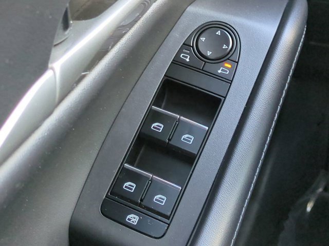 Used 2022 MAZDA CX-30 AWD 2.5 S w/ Select Package image 19