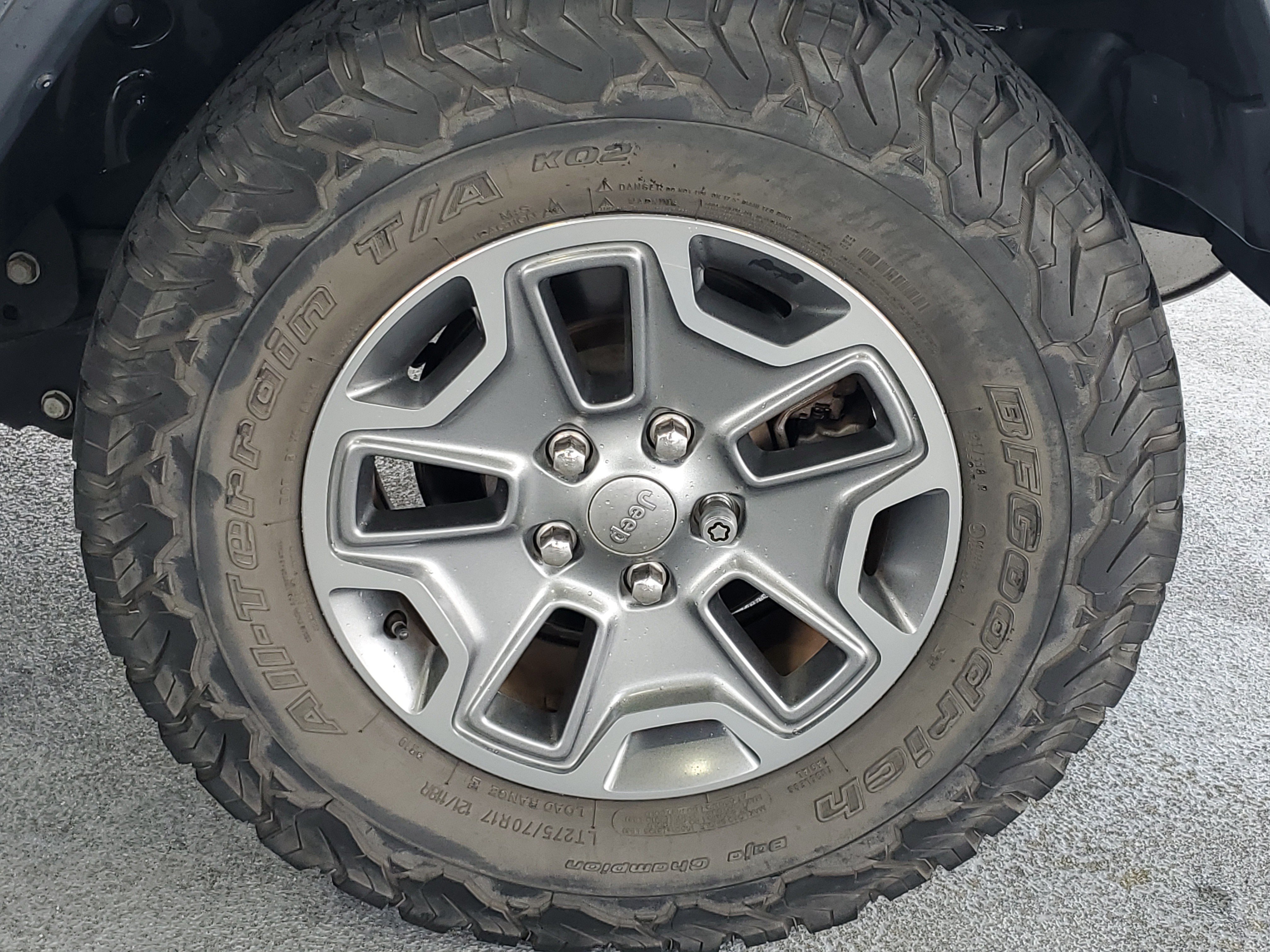 Used 2018 Jeep Wrangler Unlimited Sport AWD/4WD image 7